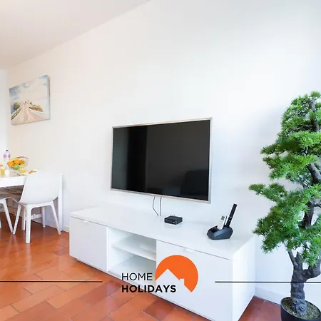 #165 Liberdade 105 By Holidays * Албуфейра
