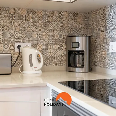 #165 Liberdade 105 By Holidays Апартаменты *